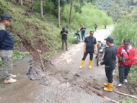 Pj Bupati Enrekang Tinjau Titik Lokasi Bencana Longsor di Maiwa