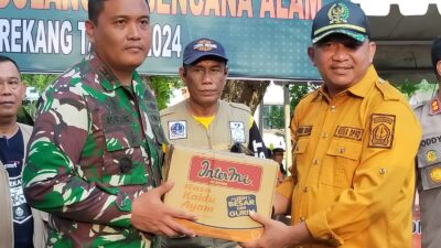Pemerintah Kabupaten Bone Serahkan Bantuan Bencana ke Kabupaten Enrekang