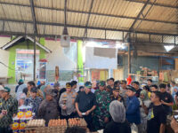 PJ Bupati Enrekang Pastikan Harga Sembako Stabil Jelang Lebaran
