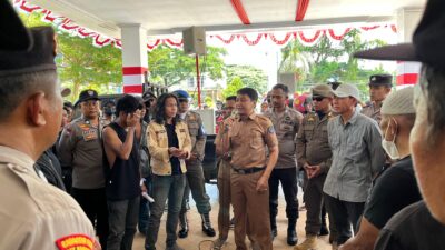 Pegawai Pemprov Terima Massa di Kantor Bupati Enrekang, Apa Wewenangnya ?