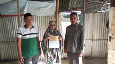 Puting Beliung Terjang Rumah Warga di Bangkala, Baznas Enrekang Langsung Salurkan Bantuan