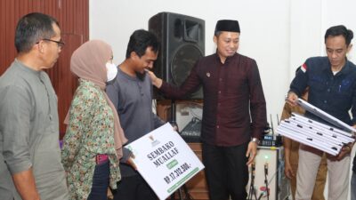 Jelang Idul Fitri, Bupati Enrekang Bagikan Paket Ramadhan Bahagia