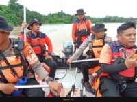 Baznas Enrekang Bantu Cari Korban Terbawa Arus Sungai