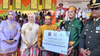 Pemkab Dapat Bantuan CSR Mobil Pengangkut Sampah dari Bank Sulselbar Cabang Enrekang