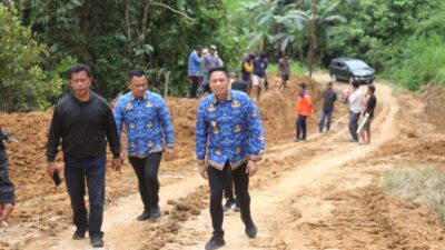 Bupati Enrekang Tinjau Titik Longsor dan Beberapa Lokasi Rawan di Bungin