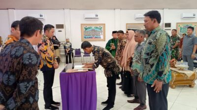 Bupati Yusuf Ritangnga Lantik Lima Pj Kepala Desa di Enrekang