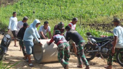 Jaga Kualitas Jalan, Satgas TMMD ke-125 Percepat Pemasangan Gorong-Gorong