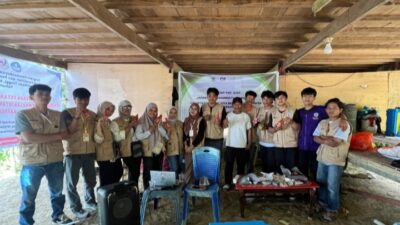 KKN Terpadu Mahasiswa Unimen Gelar Pelatihan Trichokompos dan Pemasaran Digital Produk